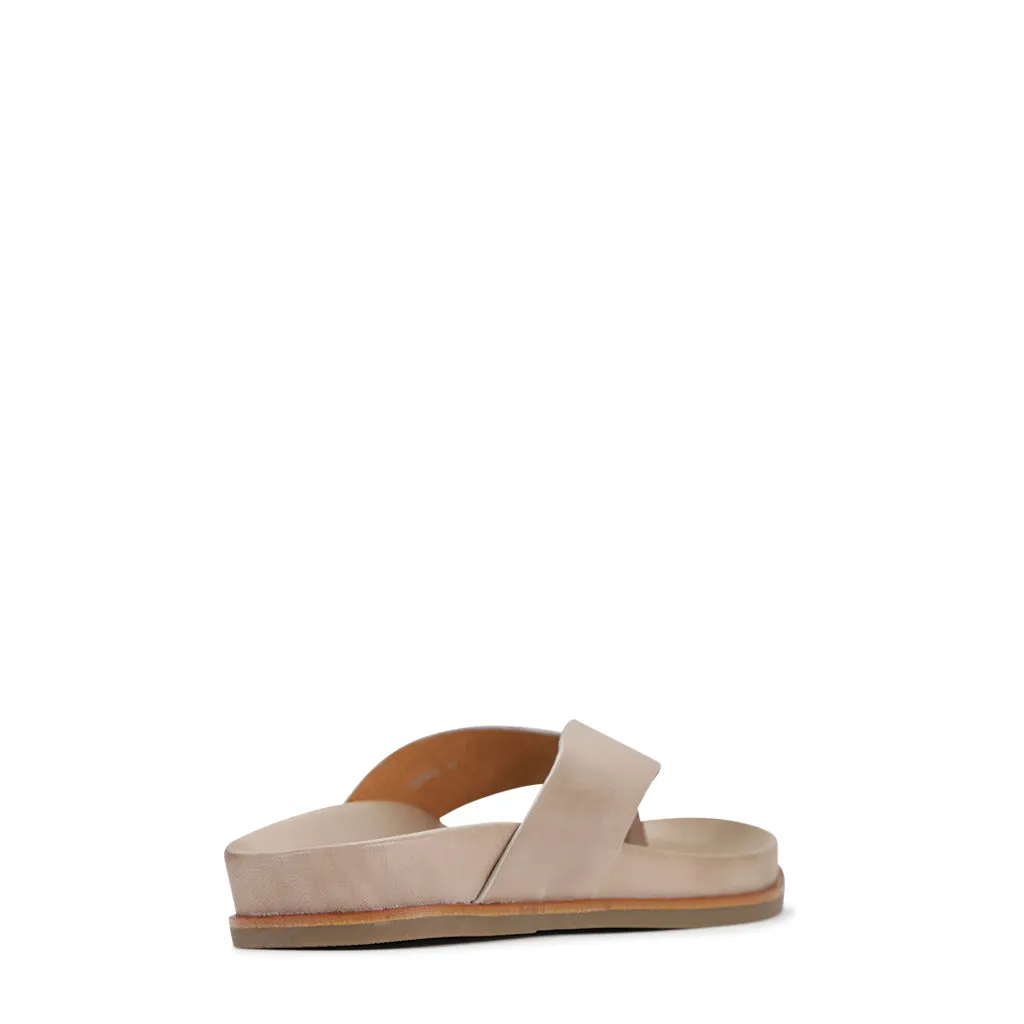 CARMEL LEATHER SANDAL