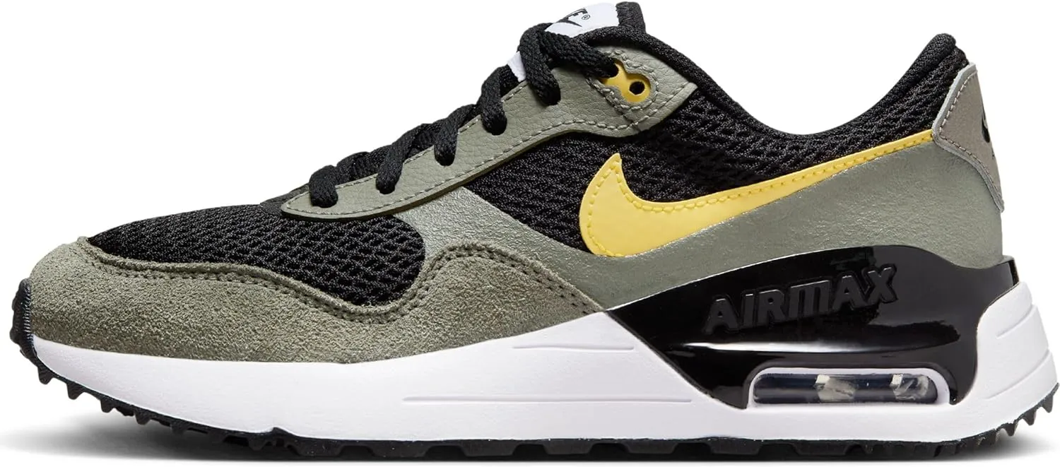 NIKE Men's Sneakers Track Shoe