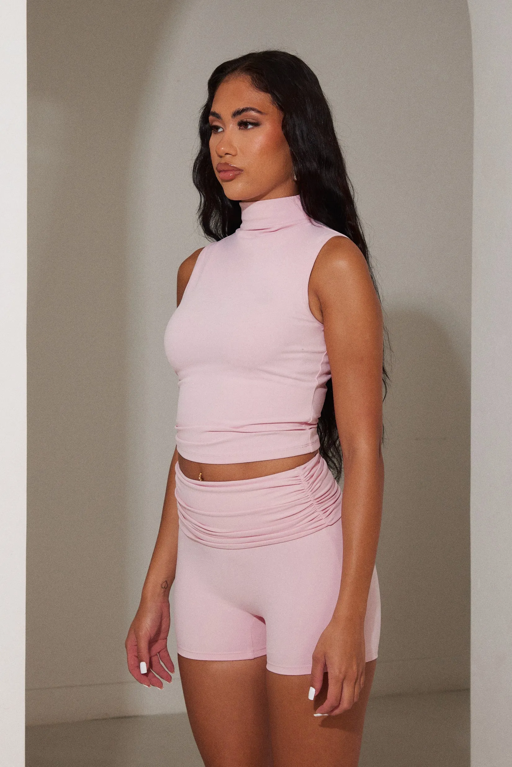 The sculpt high neck top - Baby Pink